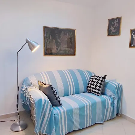 Bibliososta Anche Al 1° Piano Anno 2024 Appartement *